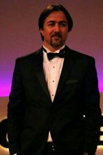 Shahram Alidi; Senendec, İran doğumlu İranlı yönetmen