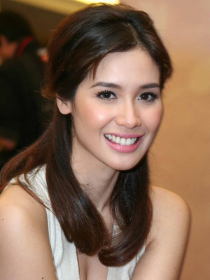 Marsha Timothy; Endonezyalı oyuncu