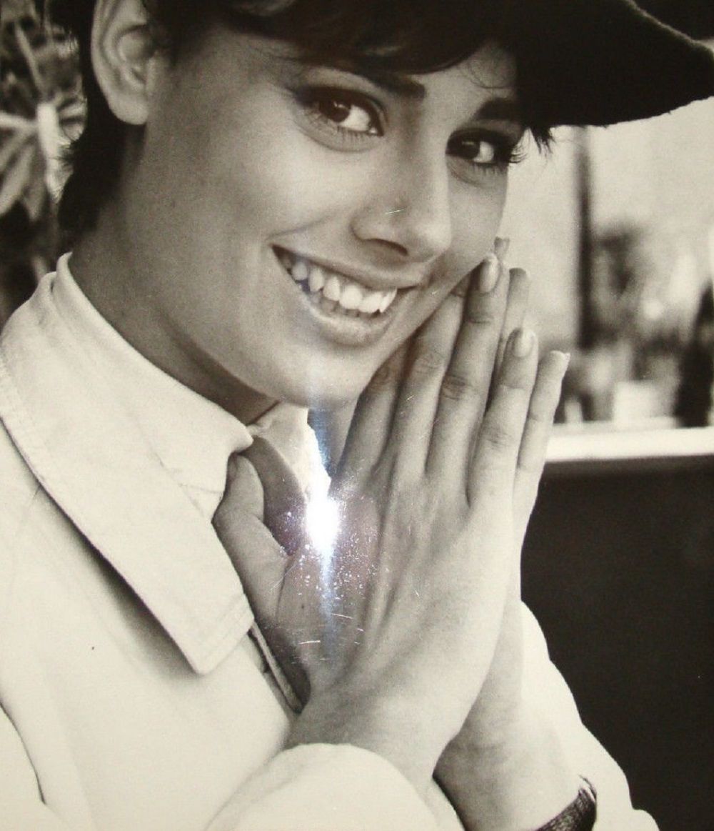 Donatella Turri; Palmanova, Udine, İtalya doğumlu İtalyan oyuncu