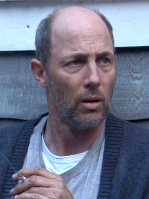 Jon Gries; Jonathan Francis Gries olarak da bilinen Amerikalı oyuncu, yönetmen