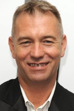 John Maybury; Londra,İngiltere doğumlu İngiliz  yönetmen