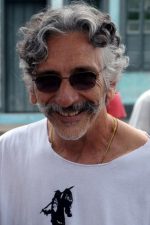 Edgard Navarro; Salvador, Bahia, Brezilya doğumlu Brezilyalı yönetmen