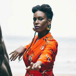 Sandra Nkaké; Yaunde, Kamerun doğumlu Kamerunlu oyuncu