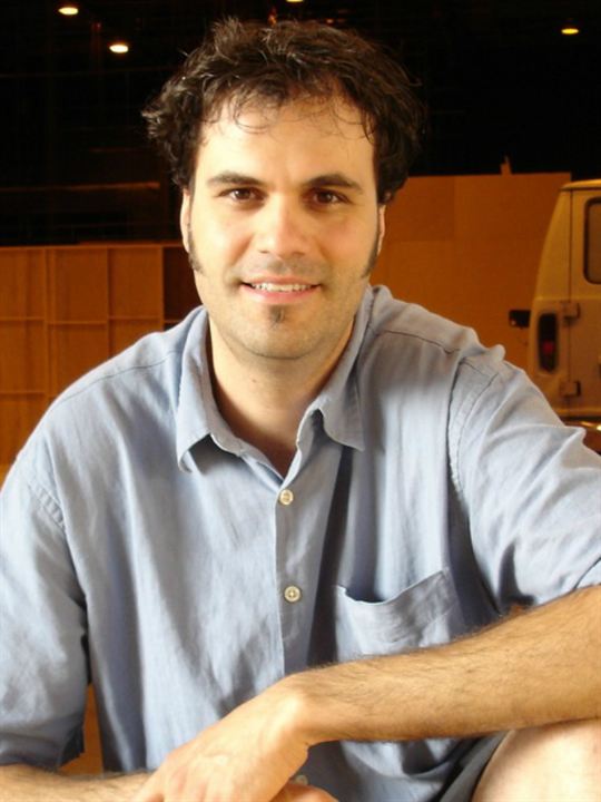 Eduardo Sanchez; Eduardo Sánchez olarak da bilinen Kübalı yönetmen, senarist, kurgucu