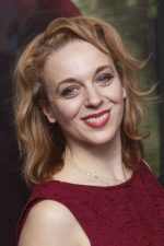 Amanda Abbington; Londra,İngiltere doğumlu İngiliz  oyuncu