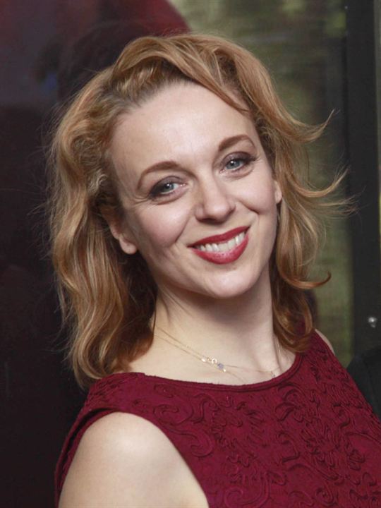 Amanda Abbington; Londra,İngiltere doğumlu İngiliz  oyuncu