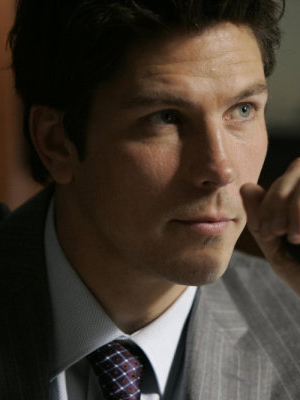 Michael Trucco; Edward Michael Trucco olarak da bilinen Amerikalı oyuncu