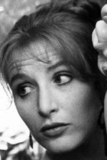 Eleanor David; Lincolnshire,İngiltere doğumlu İngiliz  oyuncu