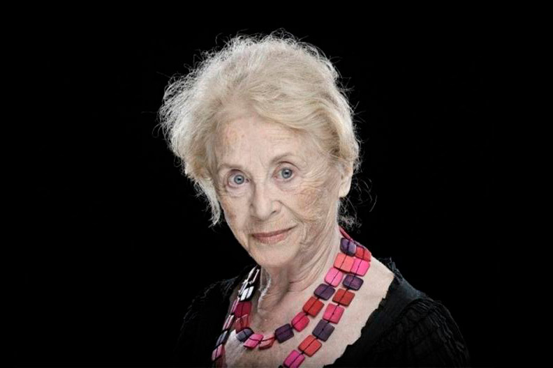 Montserrat Carulla; Barselona, Katalonya, İspanya doğumlu İspanyol oyuncu