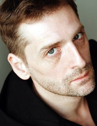 Vladimir Koshevoy; Riga, Letonya doğumlu Letonyalıgazeteci oyuncu