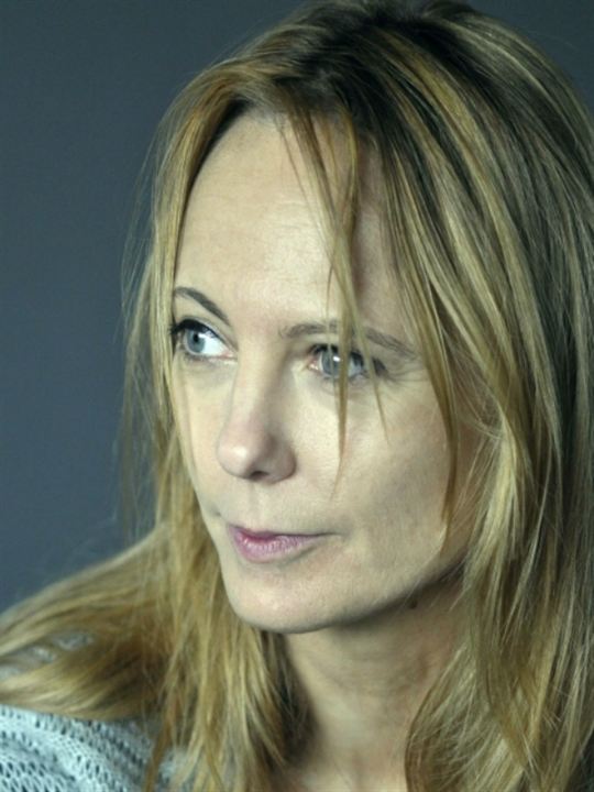 Delphine Coulin; Fransız senarist, yazar, yönetmen