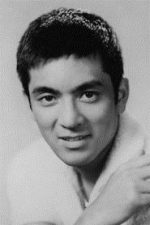 Yûzô Kayama; Japon oyuncu