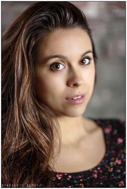 Kaycie Chase; Fransız oyuncu