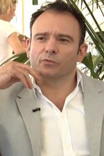 Matthew Warchus; Rochester,Kent,İngiltere doğumlu İngiliz  yönetmen