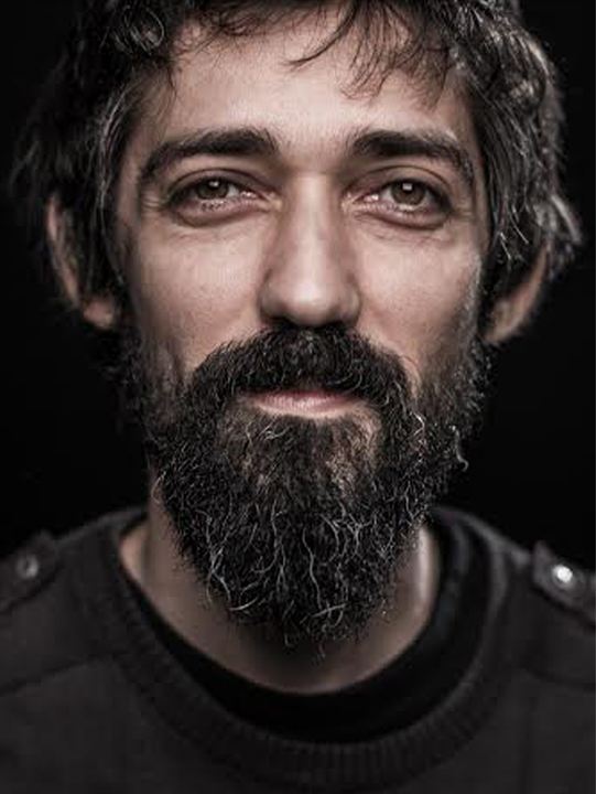 Emre Yalgın; Türk senarist, yönetmen