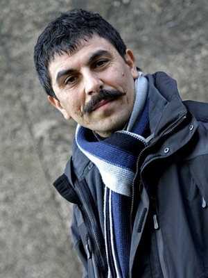 Sefa Zengin; Malatya doğumlu, Türk oyuncu ve seslendirme sanatçısı