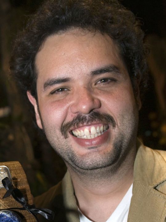 René Guerra; Alagoas, Brezilya doğumlu Brezilyalı yönetmen