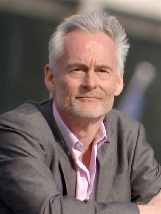 Martin Sixsmith; Warrington,Cheshire,İngiltere doğumlu İngiliz  yazar