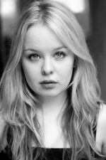Nicola Coughlan; Galway,İrlanda doğumlu Nicola Mary Coughlan olarak da bilinen İrlandalı  oyuncu