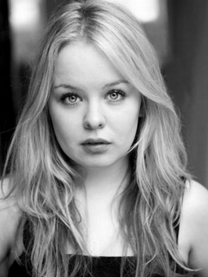 Nicola Coughlan; Galway,İrlanda doğumlu Nicola Mary Coughlan olarak da bilinen İrlandalı  oyuncu