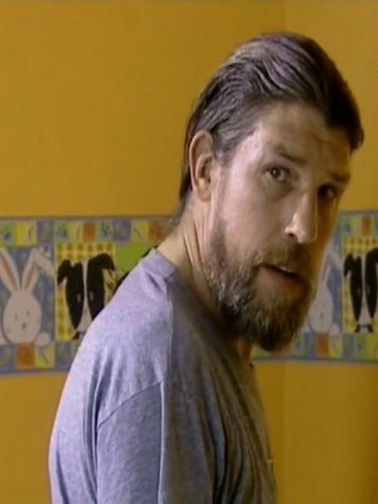 Peter-Hugo Daly; İngiliz  oyuncu