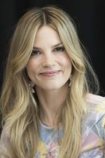 Sylvia Hoeks; Hollandalı oyuncu