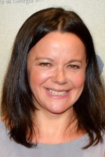 Nicola Shindler; Rochdale,Greater Manchester,İngiltere doğumlu İngiliz  idari yapımcı, yapımcı, yaratıcı