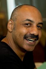 Darin Scott; senarist, yönetmen