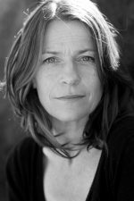 Mary Woodvine; Hammersmith,Londra,İngiltere doğumlu İngiliz  oyuncu