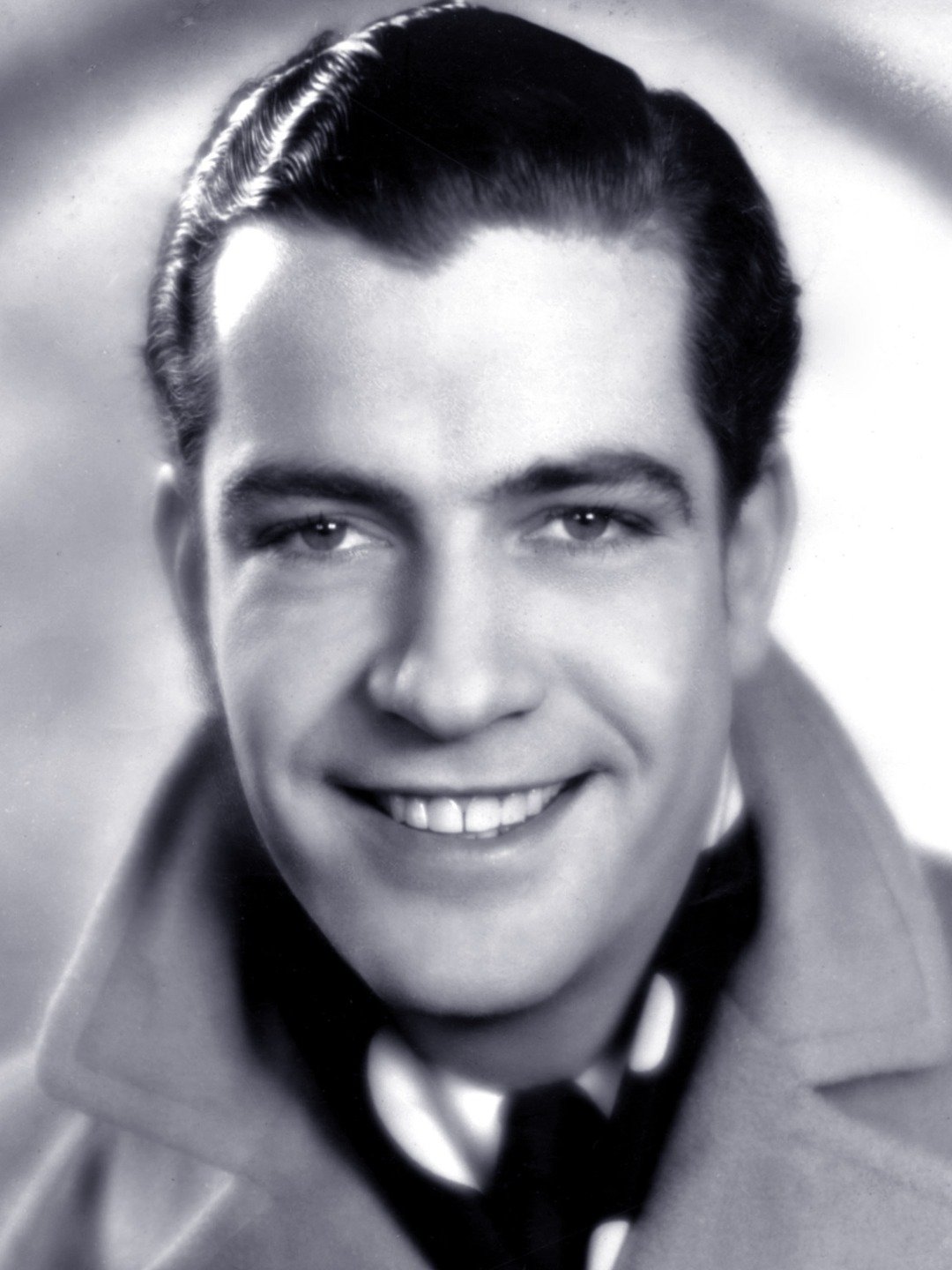 Christian Dior; Granville, Manche, Fransa doğumlu Fransız moda tasarımcısıkostüm tasarımcısı