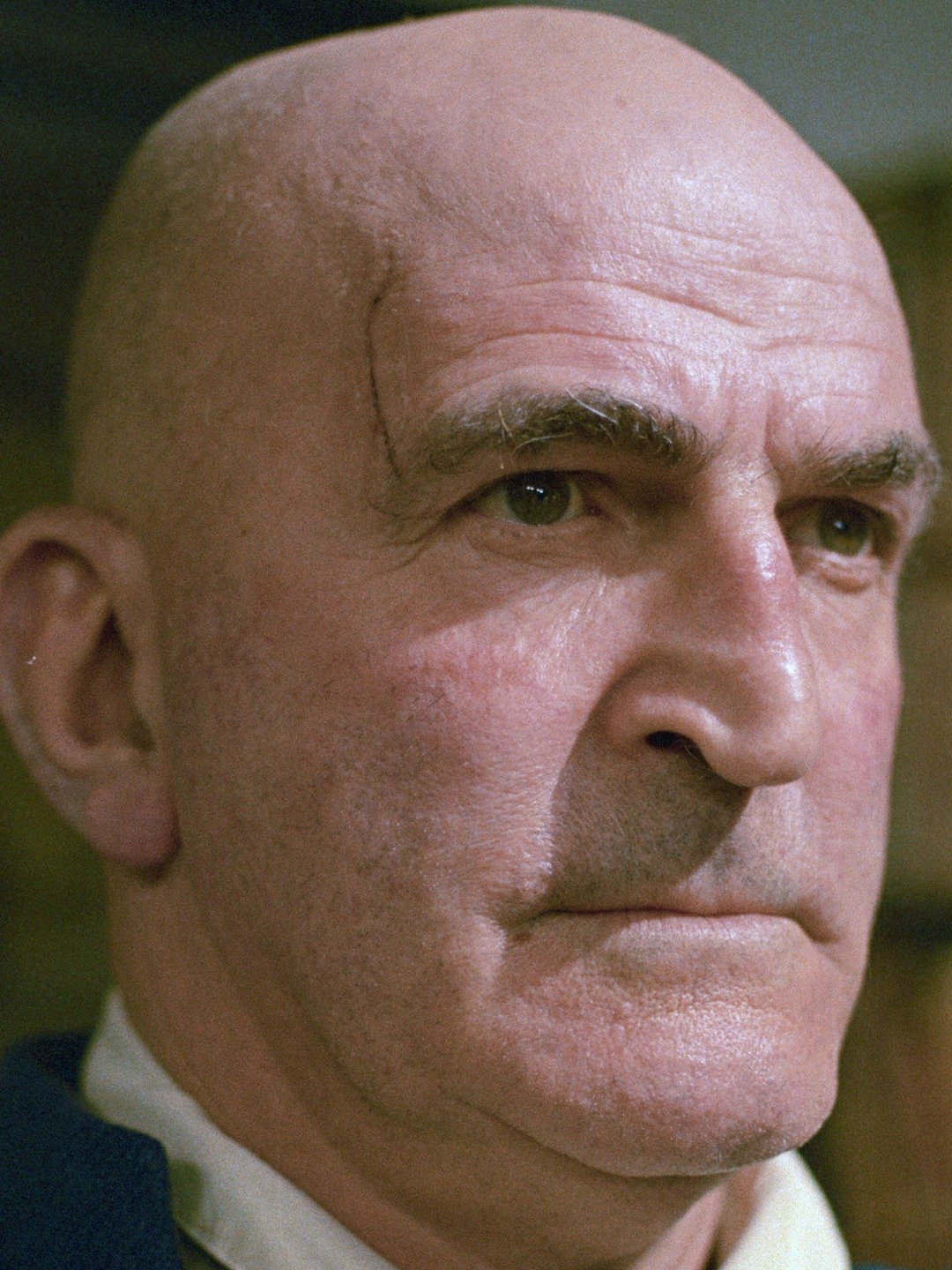 Jerold Wells; Wallington,Hampshire,İngiltere doğumlu İngiliz  oyuncu