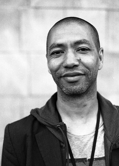 Philippe Lacôte; Abidjan, Fildişi Sahili doğumlu Fildişili senarist, yönetmen