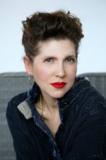 Keren Mor; Bat Yam, İsrail doğumlu Keren Morno olarak da bilinen İsrailli oyuncu