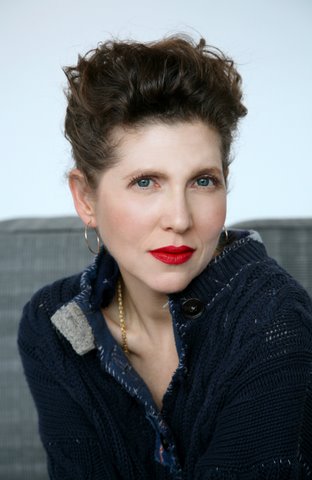 Keren Mor; Bat Yam, İsrail doğumlu Keren Morno olarak da bilinen İsrailli oyuncu