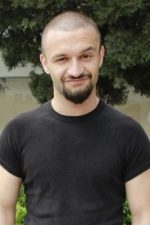 Aykut Elmas; oyuncu, senarist