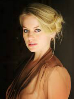 Sarah Minnich; oyuncu