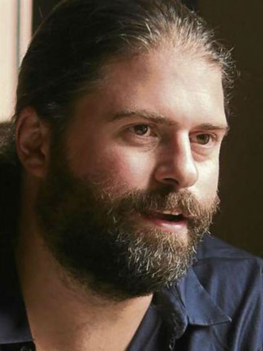 Sebastián Cordero; Kito, Ekvador doğumlu Ekvatorlu yönetmen