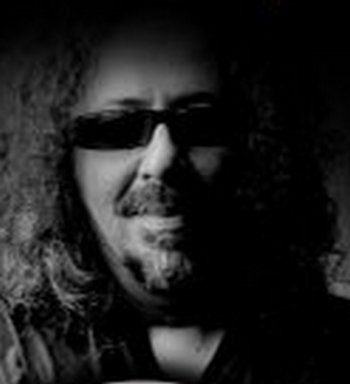 Ömer Ahunbay; besteci
