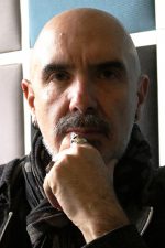 Hari Sama; Mexico City, Meksika doğumlu Carlos Sama olarak da bilinen Meksikalı idari yapımcı, oyuncu, senarist