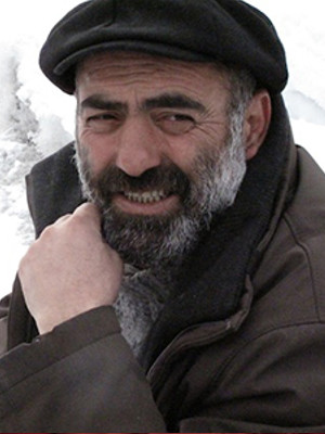 Faruk Hacıhafızoğlu; Türk senarist, yapımcı, yönetmen