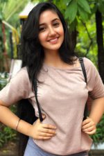 Ashnoor Kaur; Yeni Delhi, Hindistan doğumlu Hint oyuncu