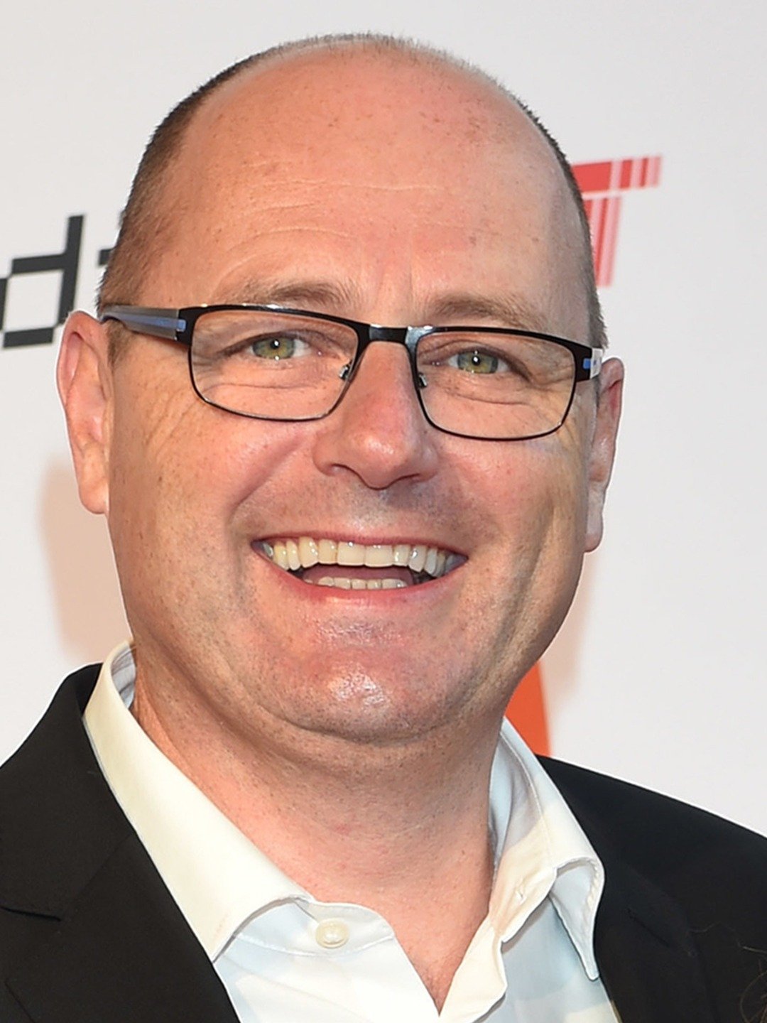 Bernhard Ulrich; Münih, Bavyera, Almanya doğumlu Alman oyuncu