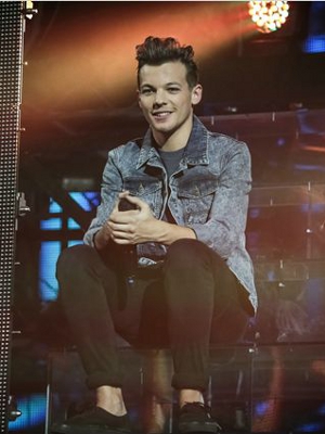 Louis Tomlinson; Doncaster,Güney Yorkshire,İngiltere doğumlu İngilizşarkıcıoyuncu