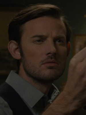 Evan Williams; Kanadalı  oyuncu, idari yapımcı