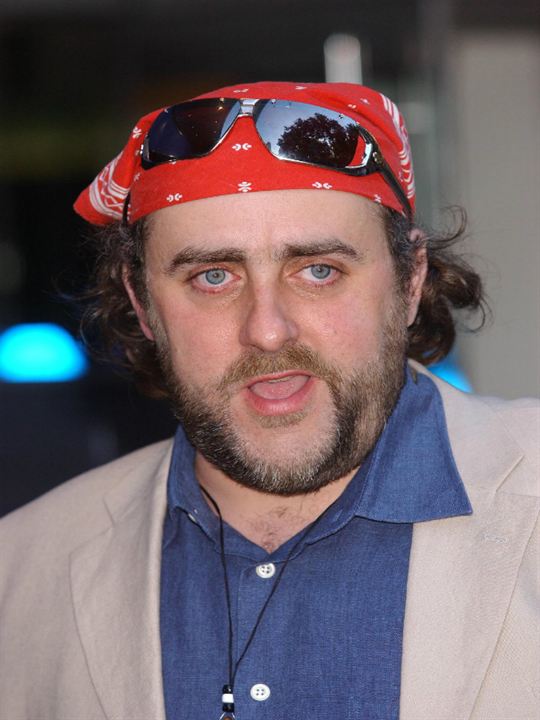 Angus Barnett; Ruddington,Nottinghamshire,İngiltere doğumlu İngiliz  oyuncu