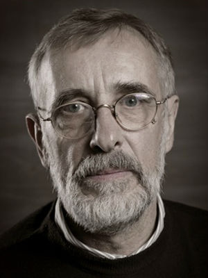 Lembit Ulfsak; Koeru Parish, Estonya doğumlu Eston oyuncu