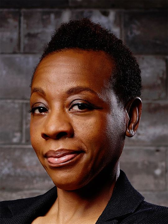 Marianne Jean-Baptiste; Camberwell,Londra,İngiltere doğumlu İngiliz  oyuncu, yönetmen