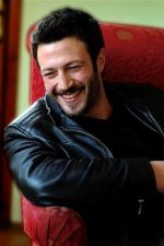 Mehmet Ünal; Türk oyuncu, besteci, kurgucu
