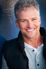 Matt Hill; Kanadalı  oyuncu