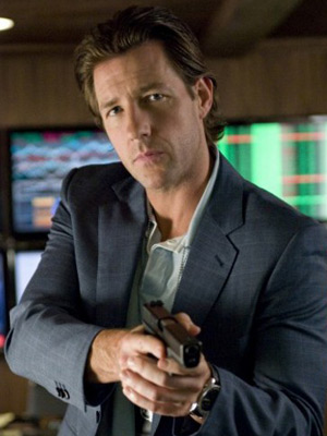 Edward Burns; Edward Fitzgerald Burns, Ed Burns olarak da bilinen Amerikalı oyuncu, senarist, yönetmen